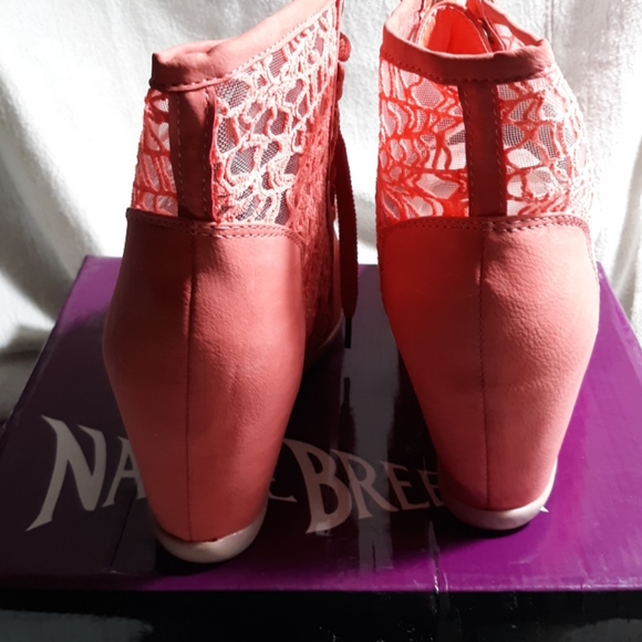 Nature Breeze Booties - Picture 4 of 4